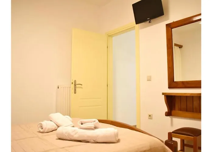 Apartment Manolika 2 *